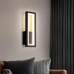 Arandela Moderna LED com Design Minimalista