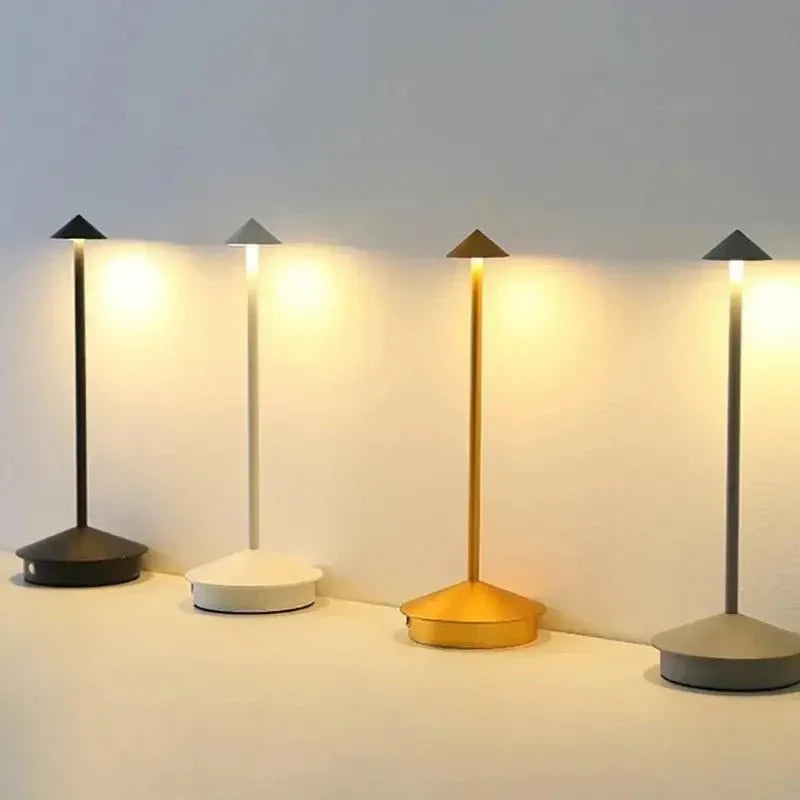 Luminária de Mesa Decorativa Sem Fio, Recarregável com Design Moderno